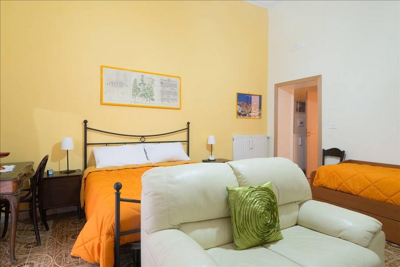 Bed And Breakfast Casa Mariella Neapel Exterior foto