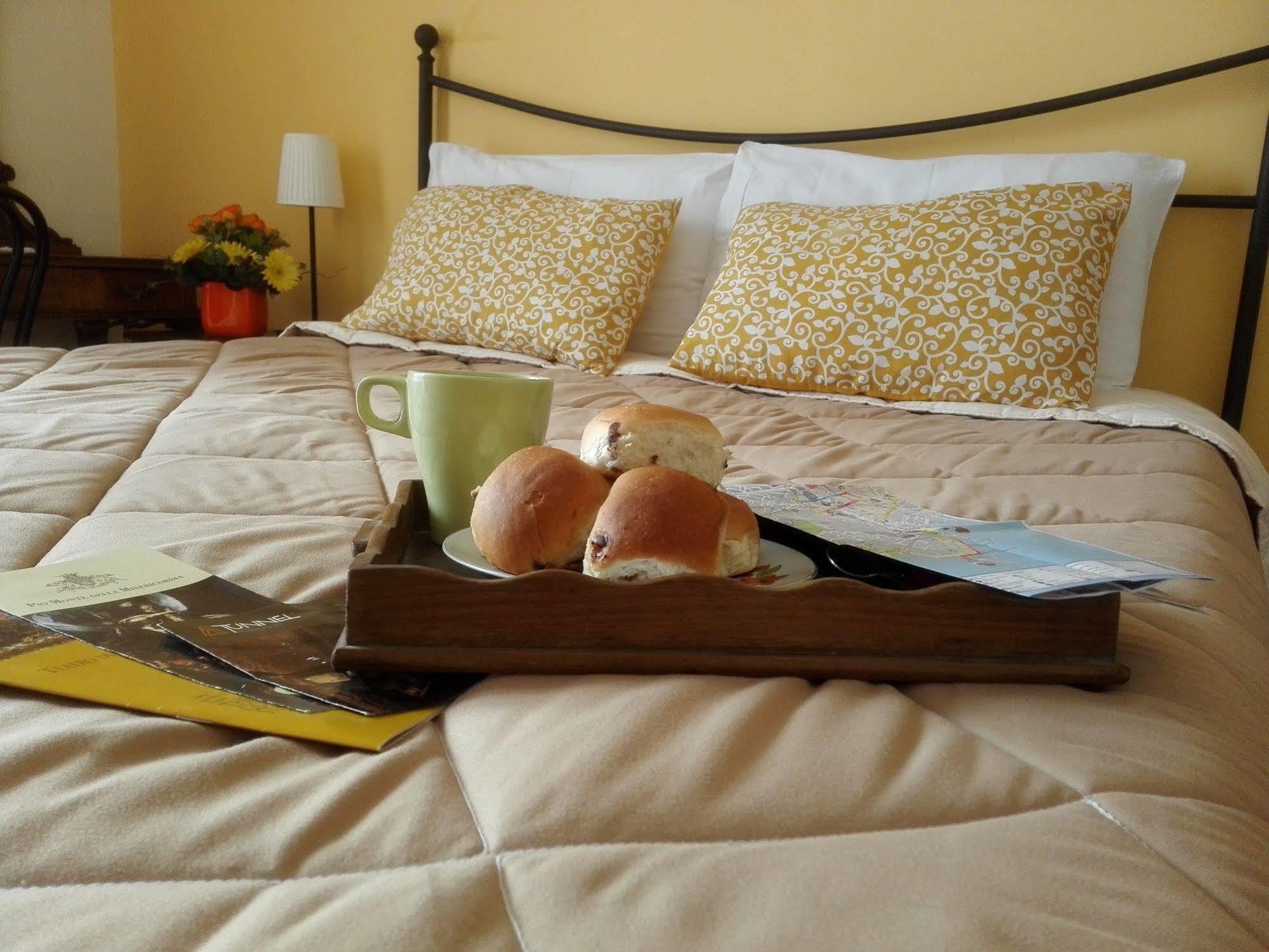 Bed And Breakfast Casa Mariella Neapel Exterior foto