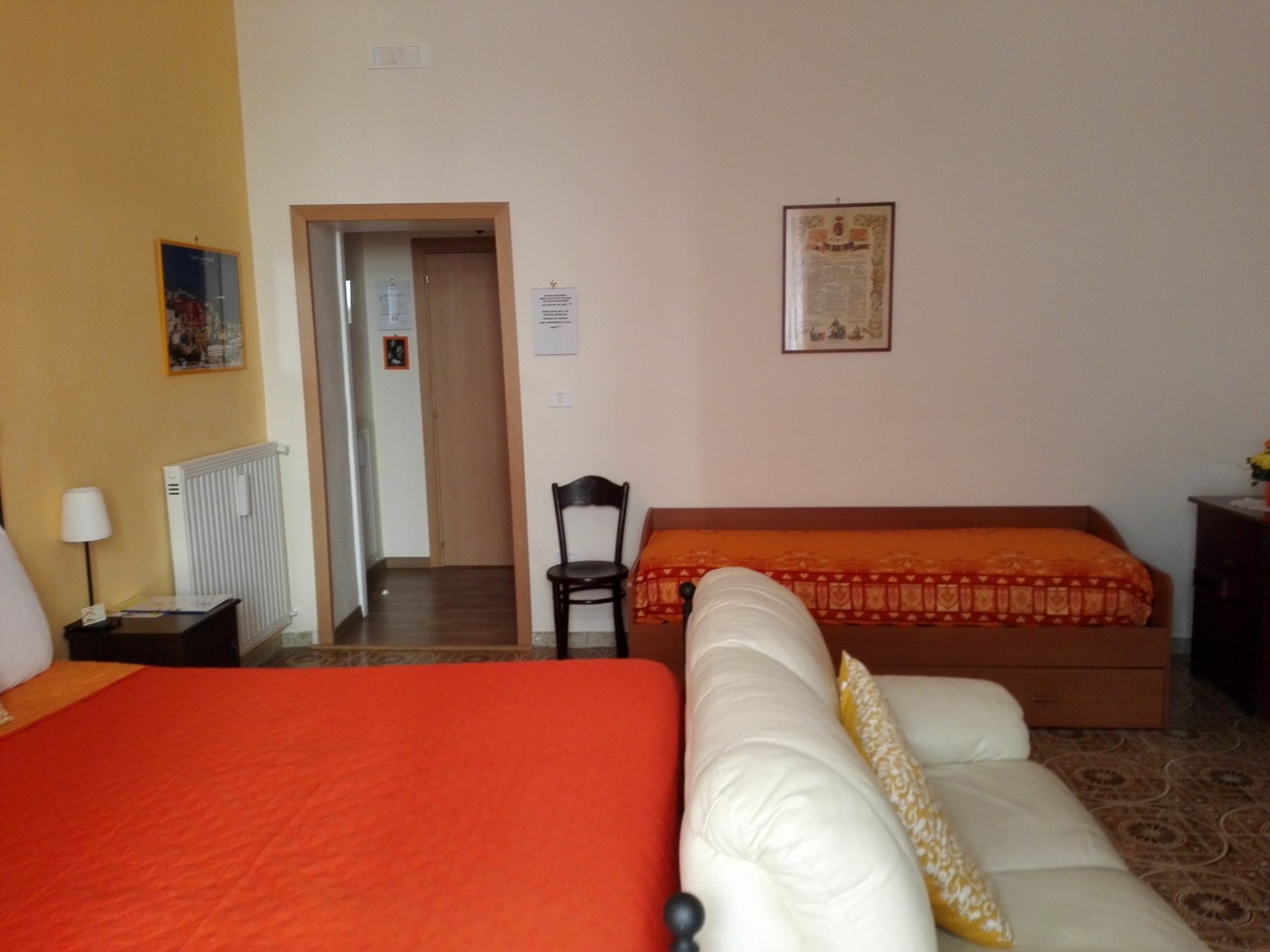 Bed And Breakfast Casa Mariella Neapel Exterior foto